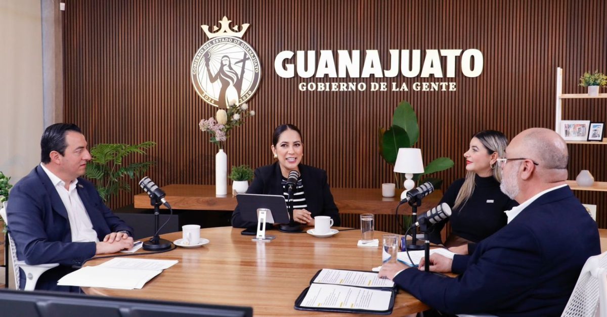 Becas UVEG para mujeres